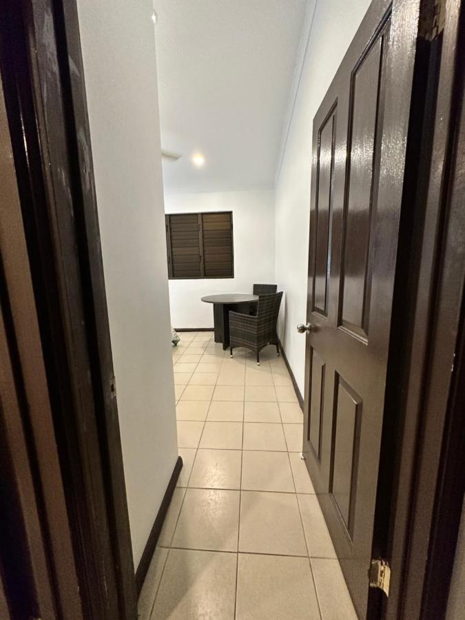 Ambitious Apartment Нади Екстериор снимка